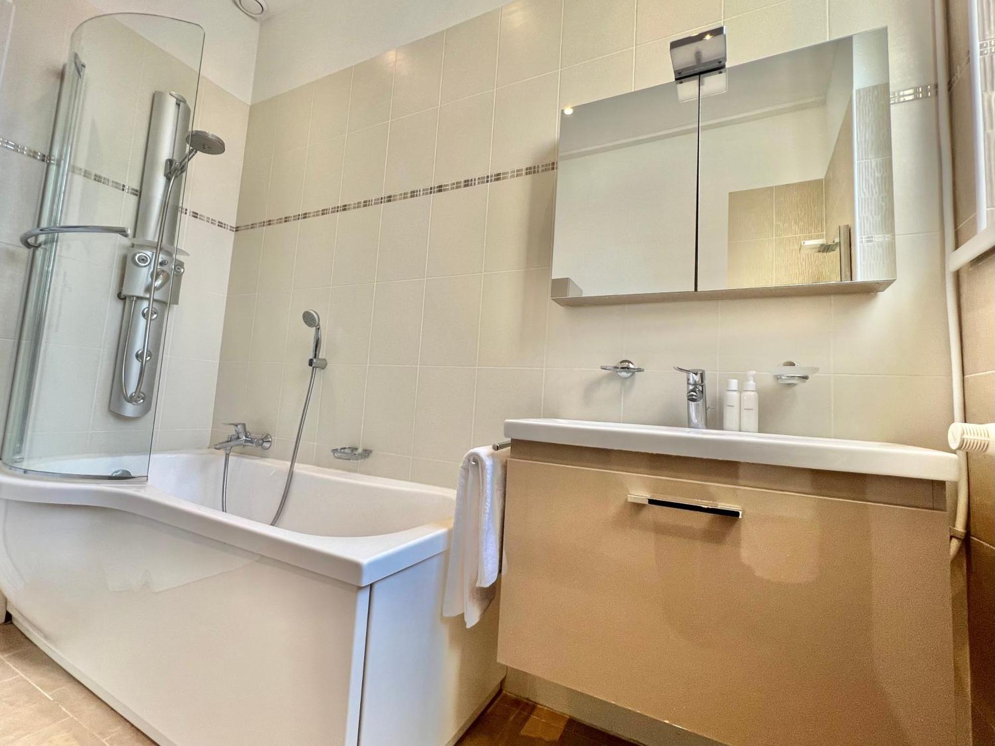 Brulux Appartement Luxury بروكسل المظهر الخارجي الصورة